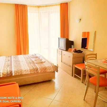 Studio Kris Royal Sun Aparthotel
