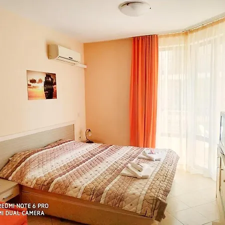 Studio Kris Royal Sun ساني بيتش